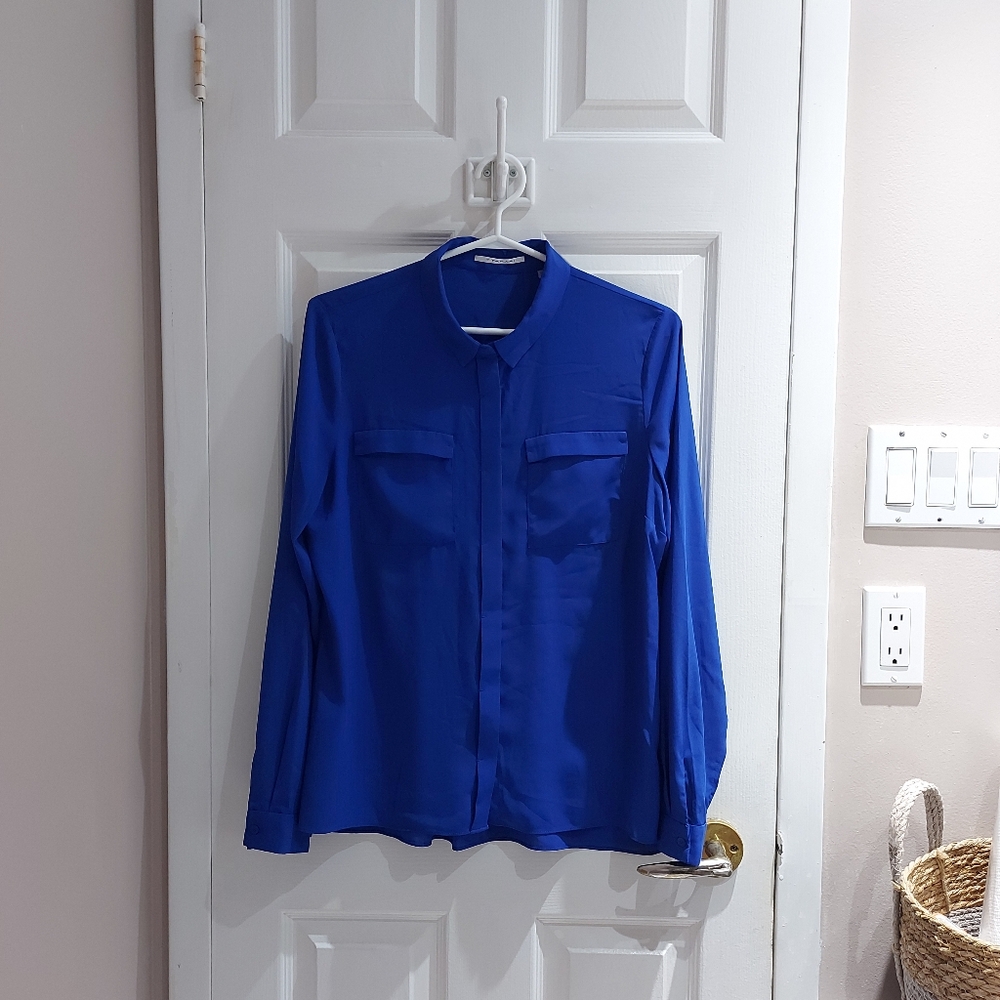 T Tahari | Button Up Blouse